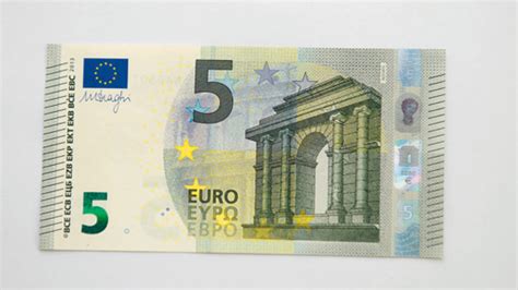 Neuer 5 Euro Schein präsentiert FOTO VIDEO oe24 at