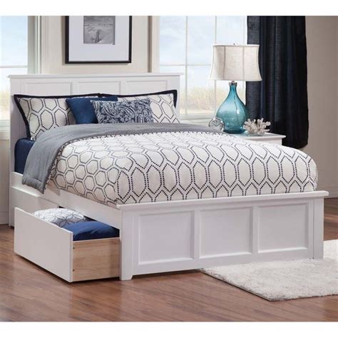 On top of that, the bed consists of center metal legs and metal side rails. Pemberly Row Full Size Storage Platform Bed in White | Bed ...