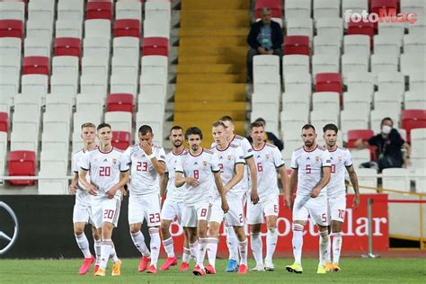 Futbolseverler kura çekiminin ne zaman saat kaçta hangi kanalda yayınlanacağını merak ediyor. FIFA 2022 Dünya Kupası Avrupa Elemeleri kura çekimi ...