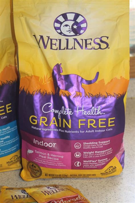 Instinct raw boost cat food to gain weight for picky cat. How to Feed Even the Most Finicky Cats a Healthy Diet # ...