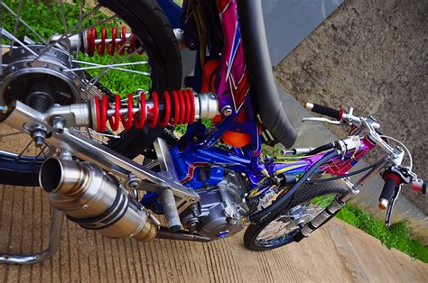 Maybe you would like to learn more about one of these? Modifikasdi Yamaha New Vega R jadi Motor DRAG RACING ...