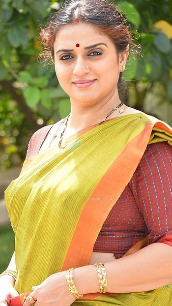 Pavitra Lokesh Kannada Actress Hd Phone Wallpaper Pxfuel