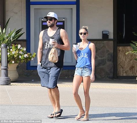 Brody Jenners Girlfriend Kaitlynn Flashes Her Toned Legs In Hotpants As They Grab A Coffee