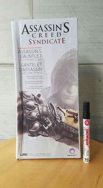 Jual Mainan Action Figure Assassins Gauntlet Assassins Creed Syndicate