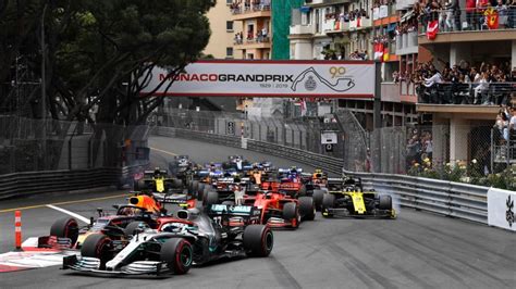 Formule 1 Monaco Filethe Montecarlos Harbour During The Days Of