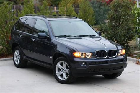 This option included more supportive seats, a thicker rimmed steering wheel, revised suspension tuning and more. Double Rare: 2006 BMW X5 6-Speed w/ Sport Pack | Bmw x5, Bmw, Sports