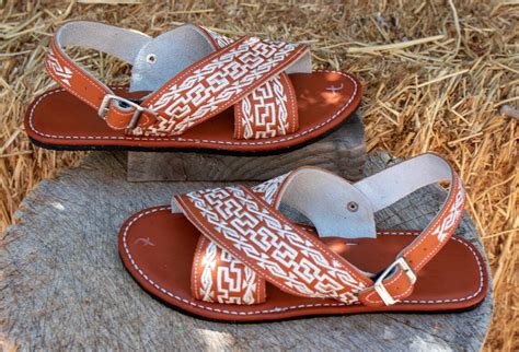 Mens Embroidered Huarache Mexican Sandals With Cushioned Sole Etsy