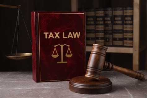 When You Need To Hire A Tax Lawyer