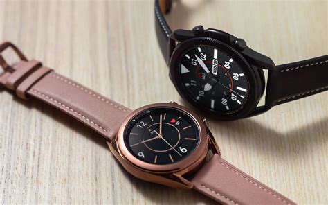 We really like the galaxy watch for its long battery life and stylish design, but the galaxy watch active 2 is better for those looking for something smaller as with the gear s2, gear s3 frontier's biggest downside is that there simply aren't enough apps. Galaxy Watch 3 : ECG, détection de chute... elle fait tout ...