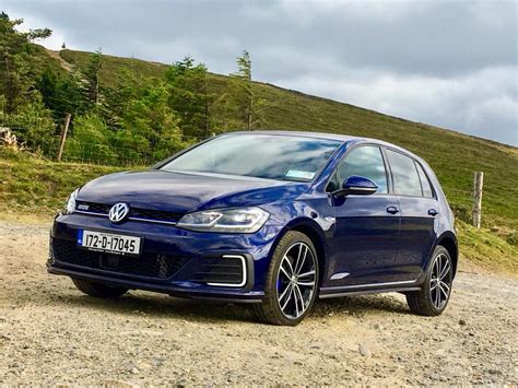 Volkswagen Golf Gte Review 2018 Changing Lanes