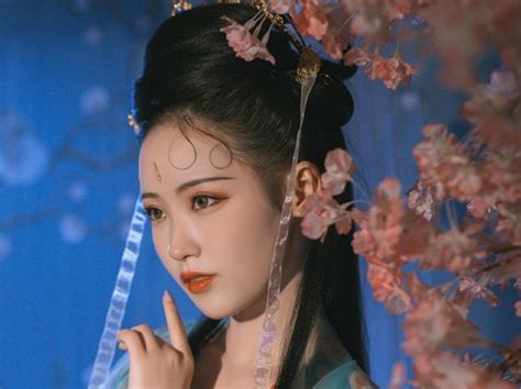 Tổng hợp những vụ đánh ghen gây chấn động cộng đồng mạng. Màn đánh ghen kinh hoàng nhất lịch sử Trung Quốc - VietBF