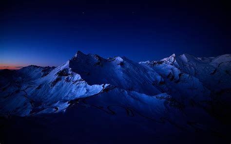 Hd Beautiful Mountain Range At Night Wallpaper Download