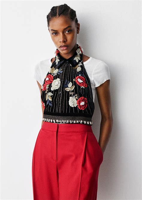 We opened our studio in september, 2011 to design and make sleek, modern, handmade items for the home and garden. H&M Studio Autumn/Winter 2016 Lookbook - nitrolicious.com