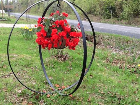 Wagon Wheel Rims Wagon Wheel Orb Garden Yard Ideas Wheel Decor