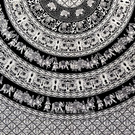 Transform a bare wall with fast and easy elephant tapestry wall hangings and add instant interest and style to your walls. Large Black and White King Procession and Elephant Floral Tapestry - RoyalFurnish.com