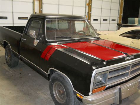 Dodge D150 2wd Short Bed 318 Auto For Sale In Jamestown Kentucky