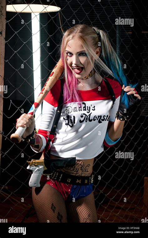 Megan Obrien Vestito Come Harley Quinn Da Batman Al Mcm Ireland Comic Con Al Rds Di Dublino
