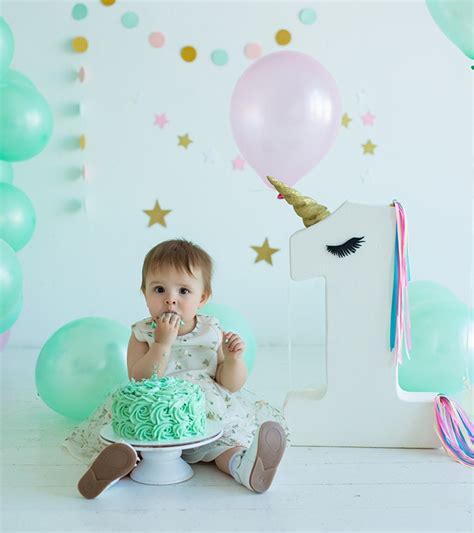 17 Unique 1st Birthday Photoshoot Ideas And Tips