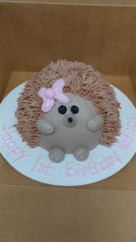 Hedgehogs Are Adorable And This Cake Couldnt Be More Cute This 1st