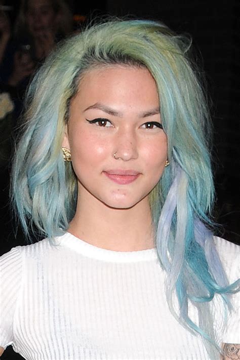 Asami Zdrenkas Hairstyles And Hair Colors Steal Her Style