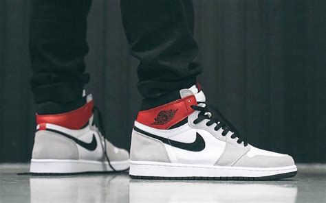 There are dozens of jordan release dates still scheduled for the remainder of 2020, but nike, inc. Nike Air Jordan 1 Retro High OG 'Light Smoke Grey' 555088 ...