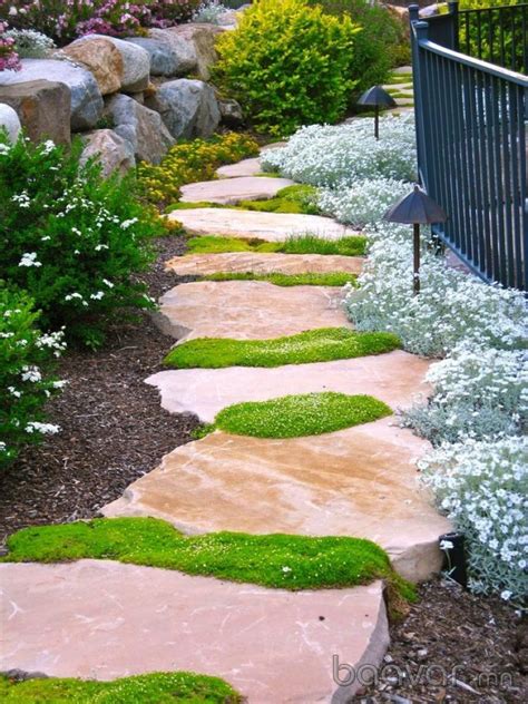 30 Best Decorative Stepping Stones Ideas And Designs 2017
