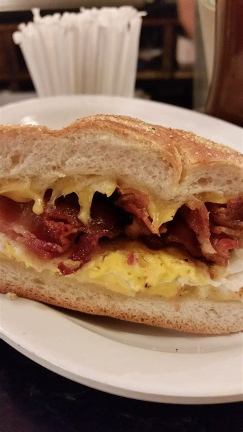 The 8 Best Bacon Egg And Cheese Sandwiches In New York City Best