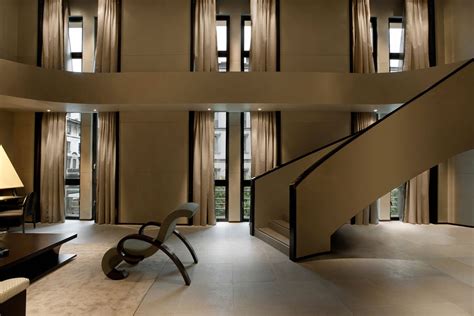 The 18 best luxury hotels in milan. Armani Hotel Milano | Traveller Made