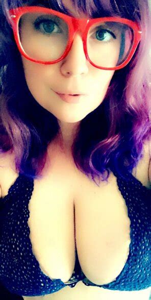 my favorite glasses and my favorite bra ðŸ˜ porn pic eporner