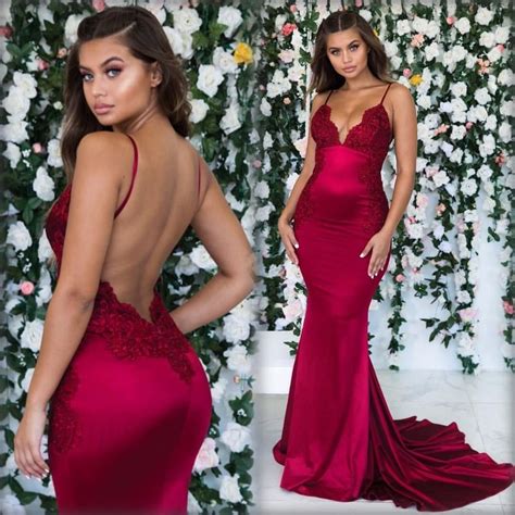 Burgundy Backless Spaghetti Straps Appliques Prom Dresses Satin V Neck