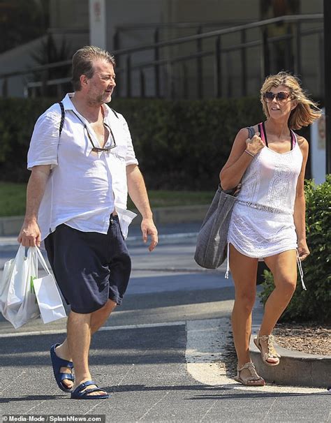Read our kate garraway and derek draper live blog for news and updates ahead of finding derek on itv tonight. Kate Garraway exhibits her jungle weight loss with husband ...