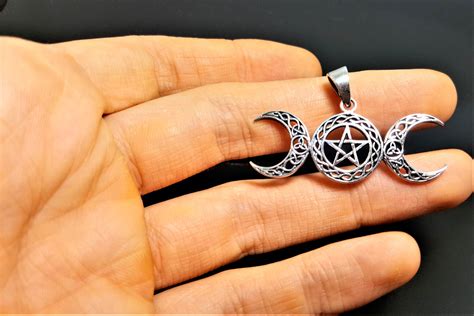 Triple Moon Sterling Silver 925 Goddess Pentagram Star Celtic Knot Star