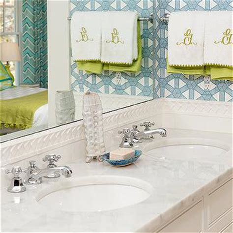 This is as especially helpful set up if you have children or grandchildren who frequently spend the night. Jack And Jill Bathroom Design Ideas