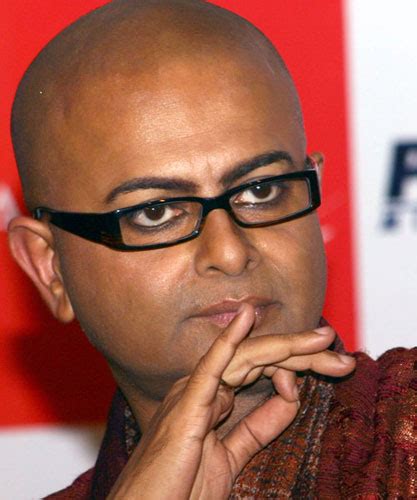 He has won 12 national film awards in india and several awards at international film festivals abroad. Inde, Bollywood et Cie: Ciné-club : Rituparno Ghosh