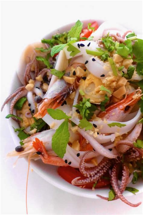 Jones, dietitian and the nutrition expert for the skinnytaste cookbooks. Thai Seafood Noodle Salad Recipe | Simple. Tasty. Good.