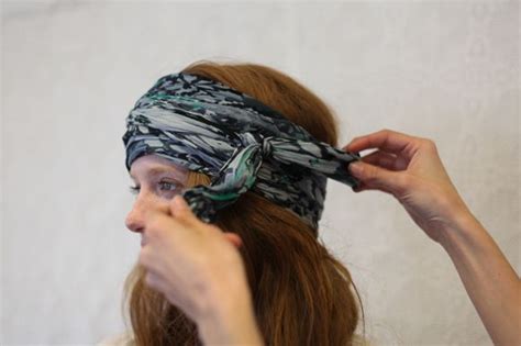 How To Get The Summer Head Scarf Look Tutorial Two Head Scarf Beach