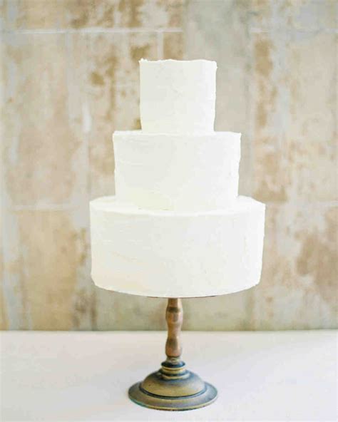 Trending Now Deckle Edged Wedding Cakes Martha Stewart Weddings