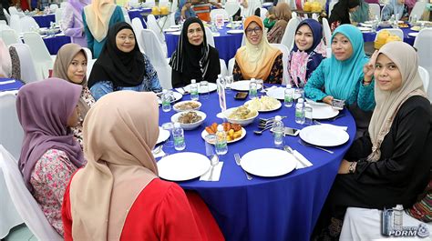Sistem semakan online memudahkan semakan status perkhidmatan polis secara atas talian. AHLI PARLIMEN LEMBAH PANTAI SANTUNI WARGA PDRM DAN PERKEP