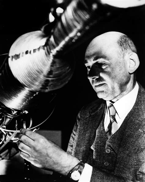 Space History Photo Dr Robert Goddard Space