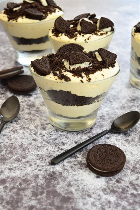 There are so, so many choices out there and you really want to make something that stands for in the summer, one of my favorite desserts for summertime is a raspberry tart. Tiramisu Oreo - recette de dessert facile et rapide ...