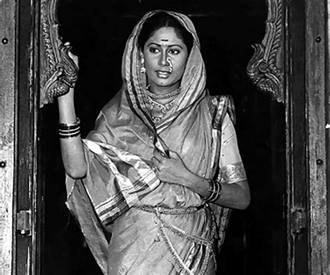 Smita patil passed away on december 13, 1986, due to severe childbirth complications. अरुण खोपकर यांच्या डिप्लोमा या सिनेमापासून स्मिता पाटील ...