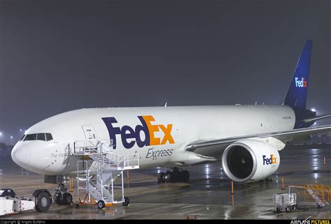 Its global hub is based in memphis, plus other regional hubs within the united states and across the. N852FD - FedEx Federal Express Boeing 777F at Paris - Charles de Gaulle | Photo ID 181149 ...