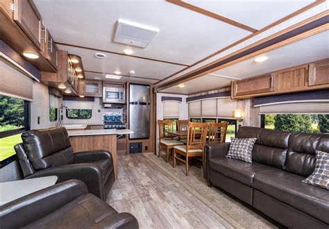 Each advancement we make is an investment in you. 295SBW | Conquest | Main Line Trailers | Gulf Stream Coach ...