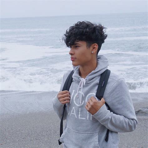 Hence, educate yourself on the latest trends of boys hairstyle. 26 Cute Stylish Boy Haircuts for 2019 - EntertainmentMesh