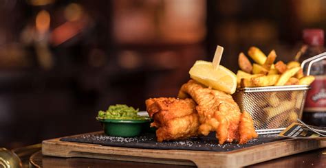 Expore new places to eat in your area. Best fish and chips, burgers and pub snacks near me - Mr ...