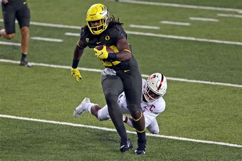 Oregon ducks sports coverage from the register guard. DJ Johnson makes crucial catches in first career start as ...