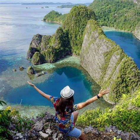 Ini Dia 10 Tempat Wisata Yang Wajib Dikunjungi Saat Tour Ke Raja Ampat