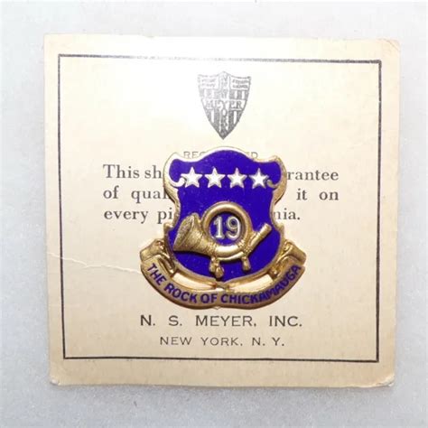 Ww2 Us Army 67th Armored Regiment Unit Crest Didui Pinback Pin Meyer