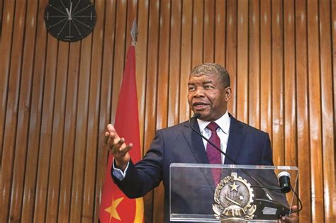 Presidente De Angola Exonera Três Ministros Mundo SÁbado