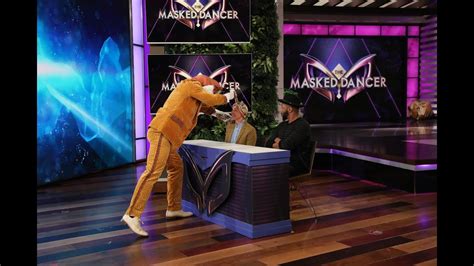 The new show will feature 12 celebrities stepping onto the dancefloor to take on characters and show off their best moves in a bid to wow the panel. Awesome Tips : Ellen & tWitch Try to Guess Another 'Masked Dancer' | STREET REVIEWS